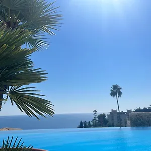 Superbe Vue Av. Piscine Et Tennis Appartement